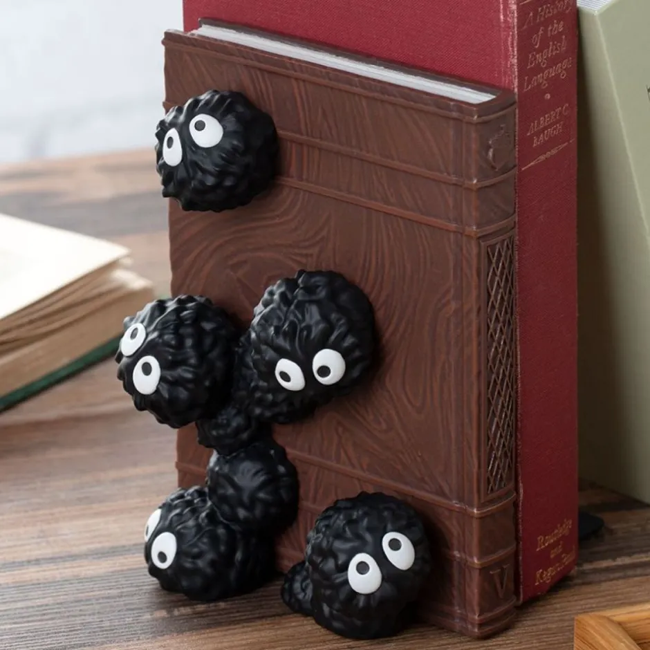 Maison Ghibli Decoration-Book Stand Kurosuke - My Neighbour Totoro