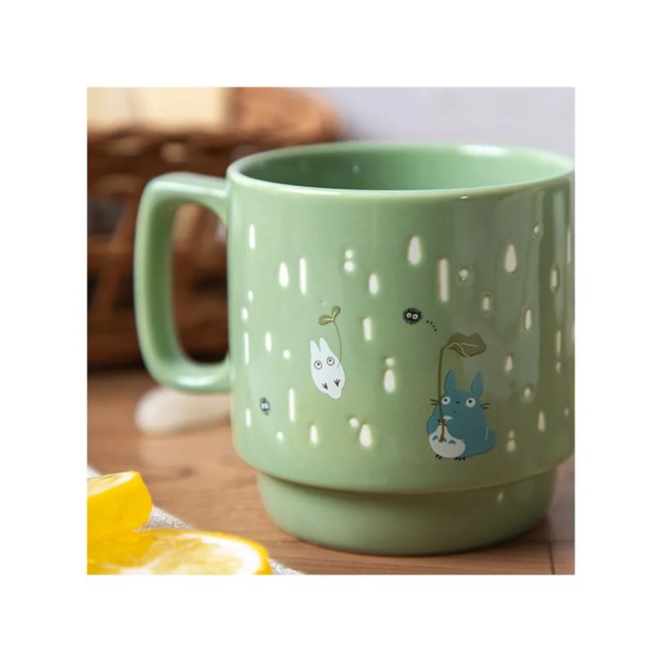 Maison Ghibli Kitchenware-Coloful Embossed Mug Totoro Holding Umbrella - My Neighbor Totoro