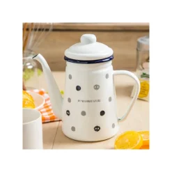 Maison Ghibli Kitchenware-Enamel Tea Pot Soot Sprites 1,1L - My Neighbor Totoro