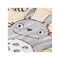 Maison Ghibli Household Linen-Long Blanket Rosehips And Hazelnuts 200X140 Cm - My Neighbor Totoro