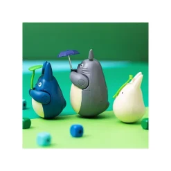 Maison Ghibli Toys-Round Bottomed Figurine Middle Totoro With Leaf - My Neighbor Totoro