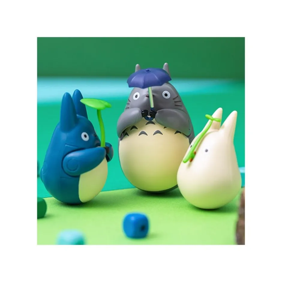 Maison Ghibli Toys-Round Bottomed Figurine Middle Totoro With Leaf - My Neighbor Totoro