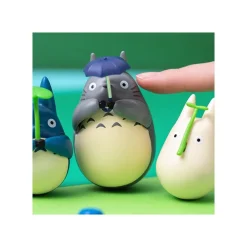 Maison Ghibli Toys-Round Bottomed Figurine Middle Totoro With Leaf - My Neighbor Totoro