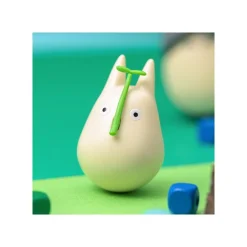 Maison Ghibli Toys-Round Bottomed Figurine Small Totoro With Leaf - My Neighbor Totoro