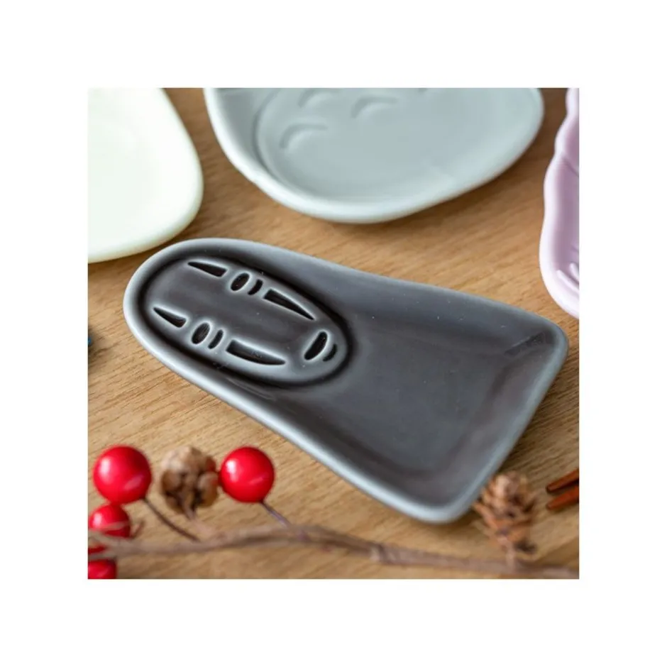 Maison Ghibli Kitchenware-Small Dessert Plate No Face Shape - Spirited Away