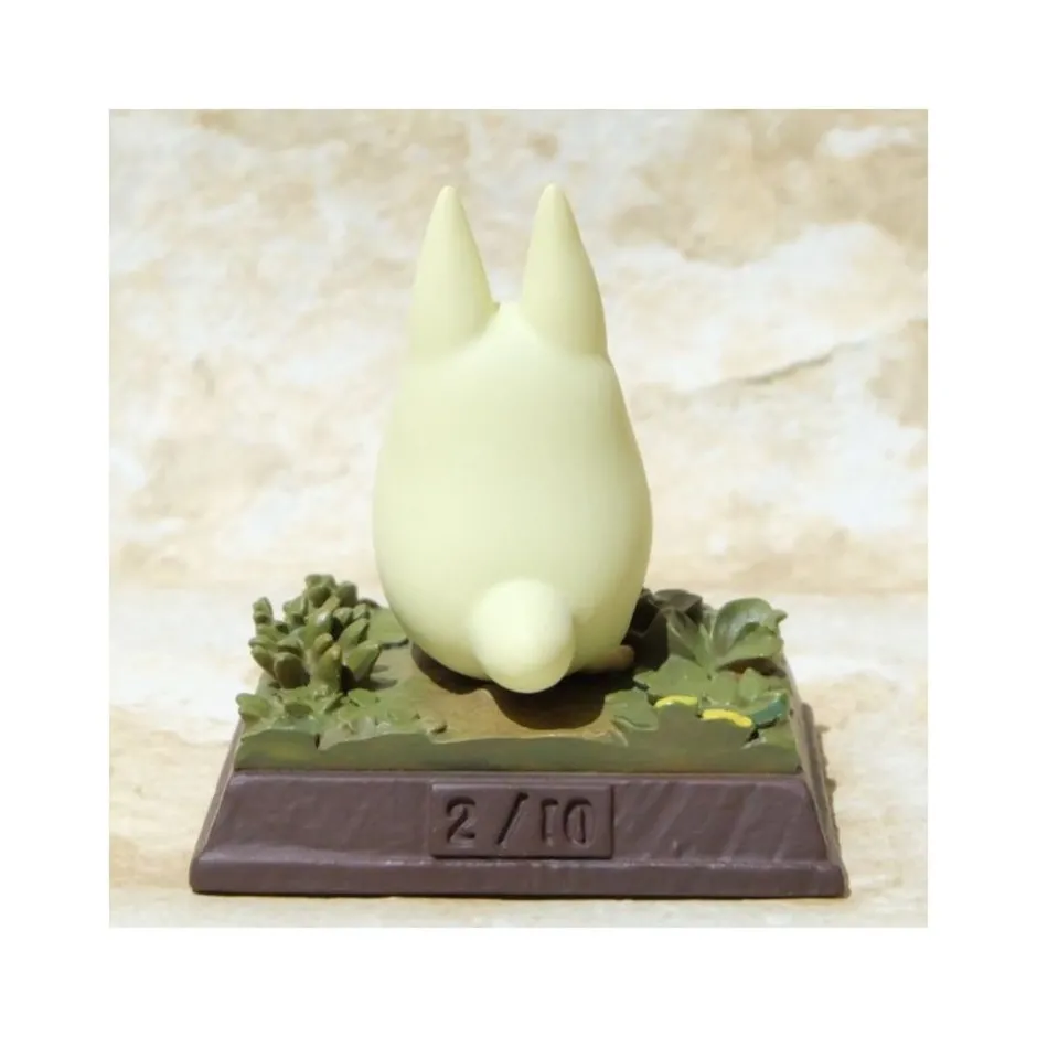 Maison Ghibli Statues-Statue Collection Stop Motion Totoro White Course Pose 2 - My Neighbor Totoro