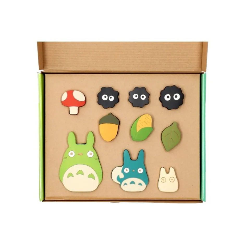 Maison Ghibli Toys-Wood Figurine Totoro With Soot Sprites - My Neighbor Totoro