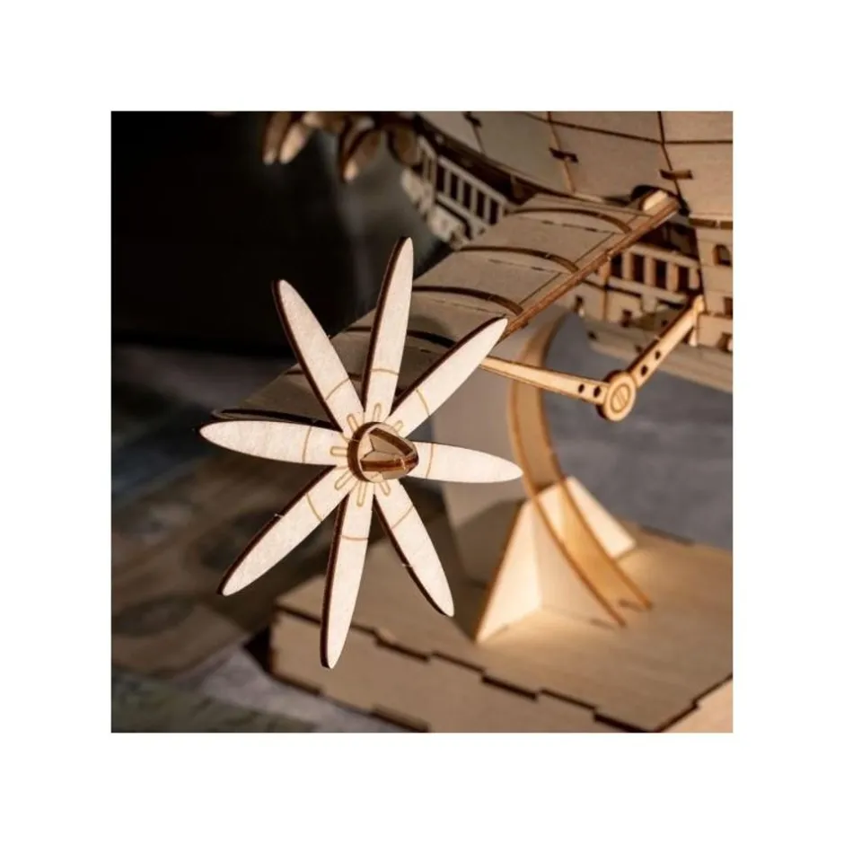 Maison Ghibli Arts And Crafts-Wood Model Kigumi Tiger Moth - Castle In The Sky